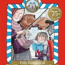 St Clare's 8 : Fifth Formers of St Clare's